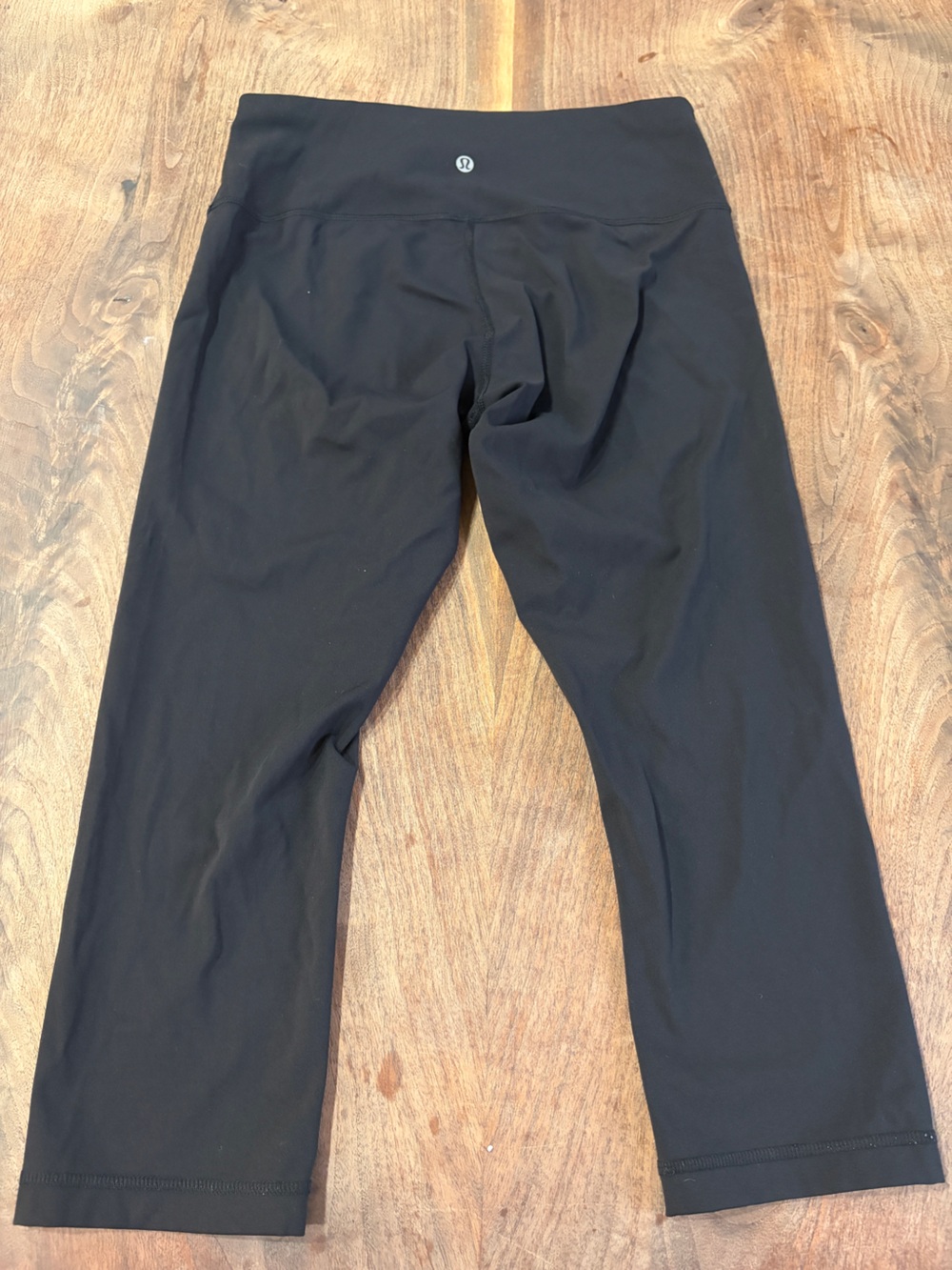 Lululemon black leggings size 10 nice!